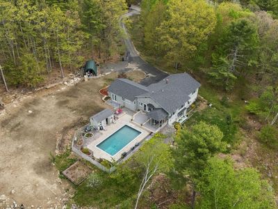 Property at 28 Oakledge Hills Road, Raymond, ME