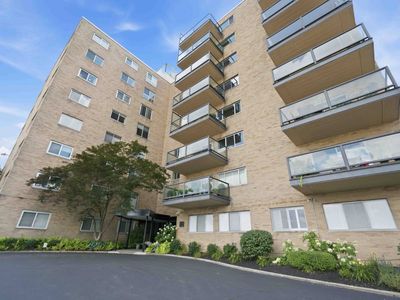 1617 E McMillan St APT 305