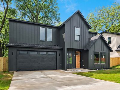111 Lakeshore Ln