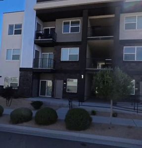 5801 S Garnet Dr #3-201
