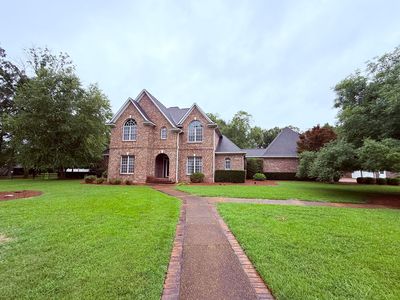 1587 Larkspur Cir