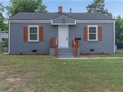 208 W Fairchild Dr
