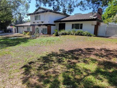 2350 Shadow Hill Dr