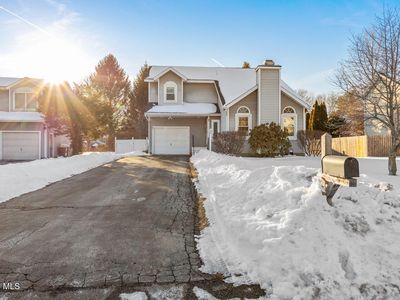 14 Mapleridge Avenue