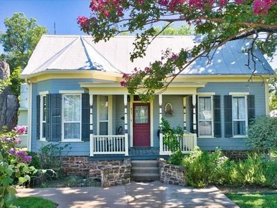 411 San Antonio St
