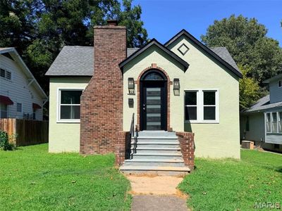 915 Cynthia St