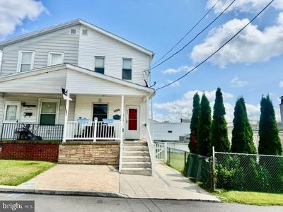 115 N 5th St