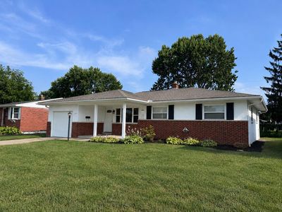 2699 Eugene Ave