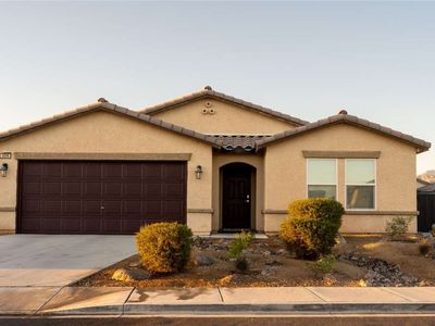 3896 E Garfield Dr