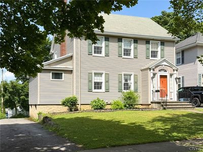 25 Bonnie Brae