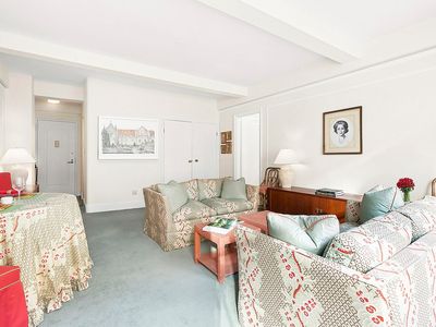 40 W 72nd St APT 81B