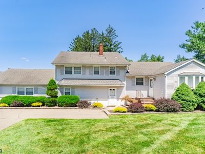 5 Anna Marie Ct