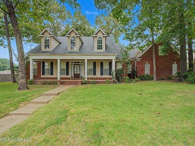 800 Cedar Xing