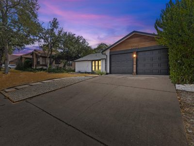 3301 Western Dr