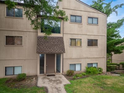 53 Oak Hill Colony APT 3
