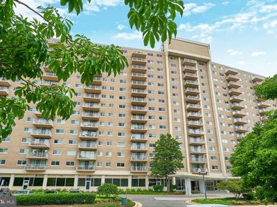 1225 Martha Custis Dr APT 810