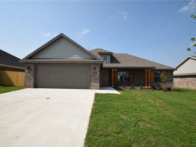 740 Hickory Meadows Ave