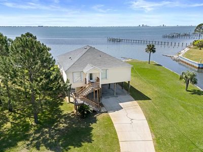 1002 Magnolia Ln