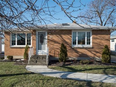 282 Lydia Ln