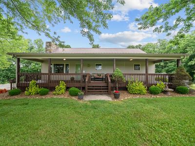 600 Dave Garrett Rd