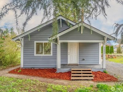 1202 N Pacific Avenue