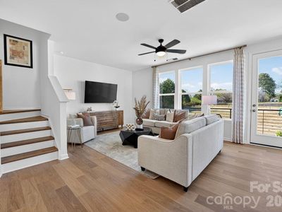 414 Silver Star Blvd