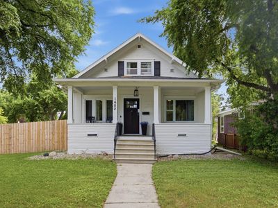 1402 8th Ave S