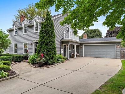 254 Warren Ct
