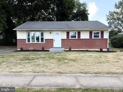 3807 N Sylvan Dr