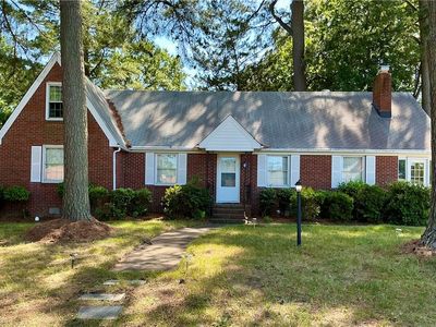 226 Mayflower Rd