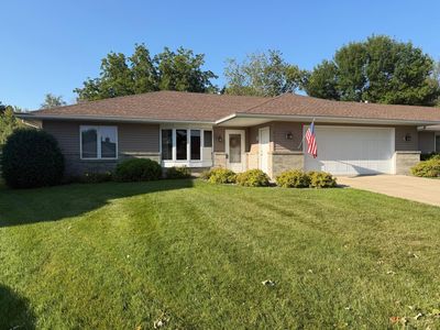 217 Green Lea Ln