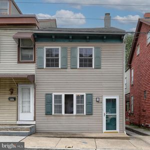 115 S 3rd St
