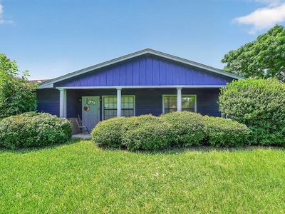 1019 Lamar St
