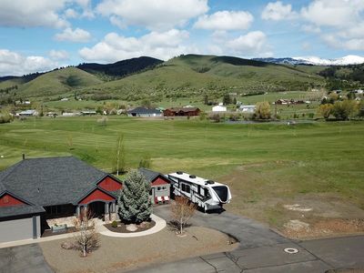 2278 Golf Ln