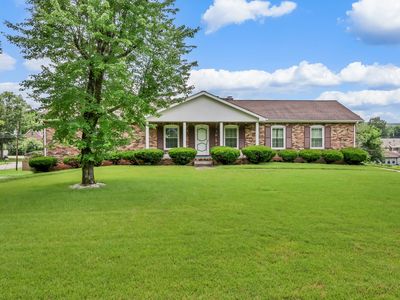 106 Crestmore Dr