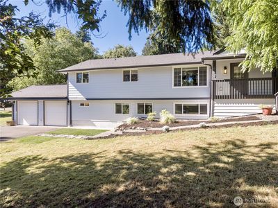 607 244th Street SW