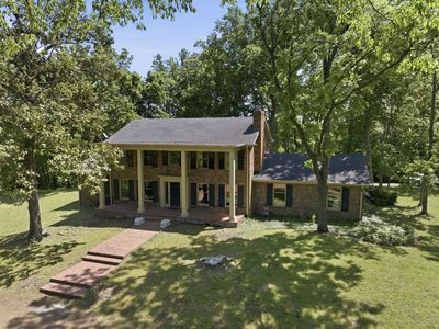 732 Sneed Rd W