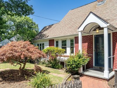 16 Roundwood Rd