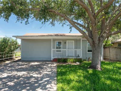1217 Baywood Ln