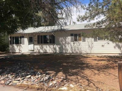 2132 Hall Ave