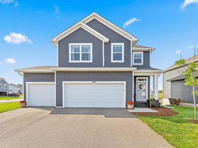 927 Silvercreek Ave W