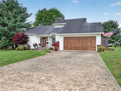21658 Lakeshore Dr