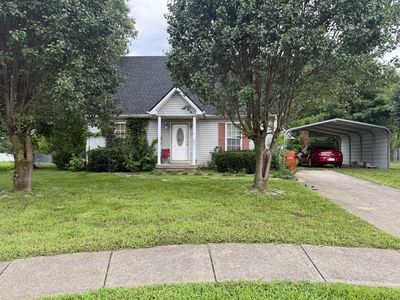 137 Cassius Ct