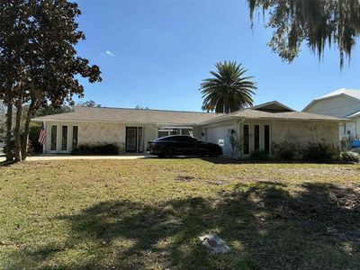 571 NW 14th Pl