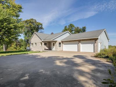 21087 National St NE