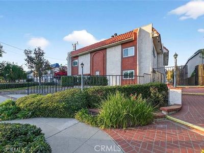 419 Fairview Ave APT K