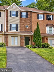 Property at 19503 White Saddle Dr, Germantown, MD