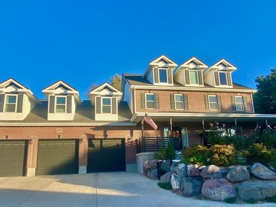 4433 S Devonshire Dr
