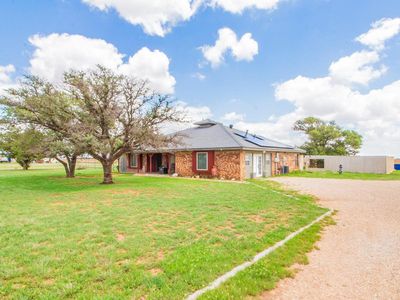8710 N County Road 2000