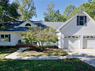 206 Petty Rd